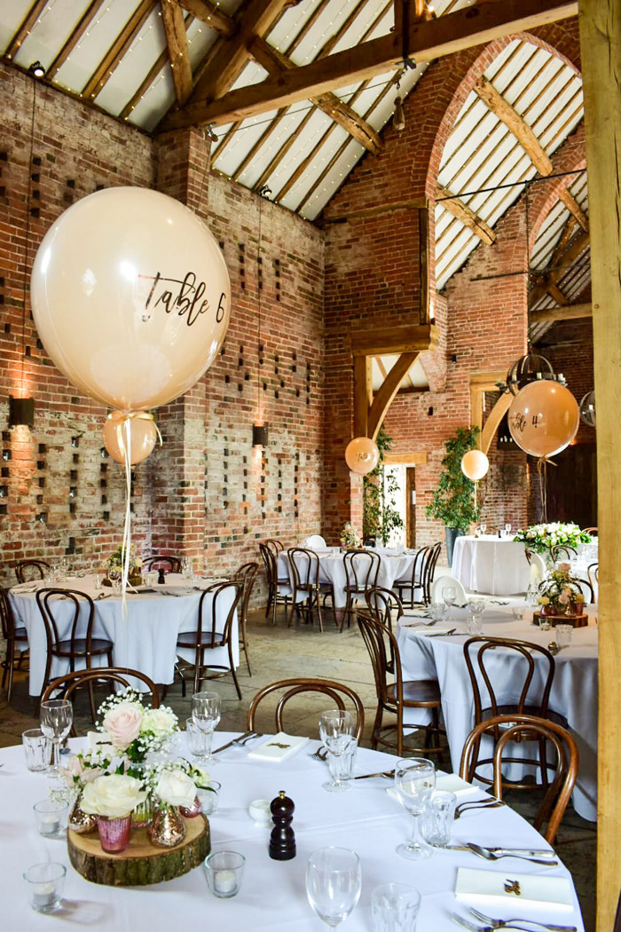 wedding table balloon decorations ideas