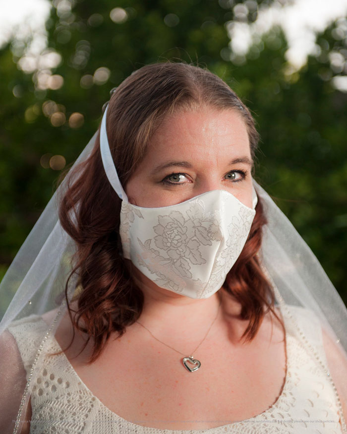 Trending: Bridal Masks Are Now A Part Of Bridal Outfits