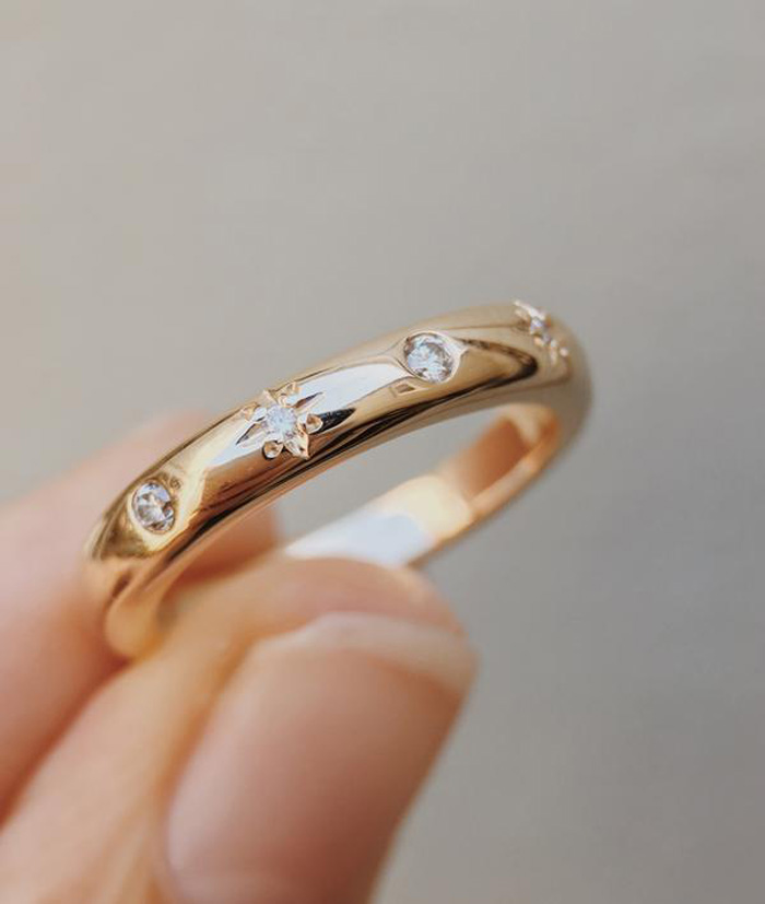 Simple elegant hot sale wedding bands