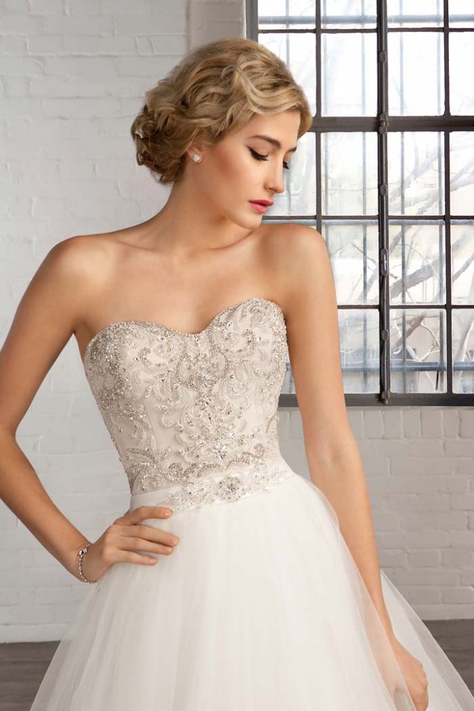 Win a Wedding Dress from the Cosmobella 2016 Collection