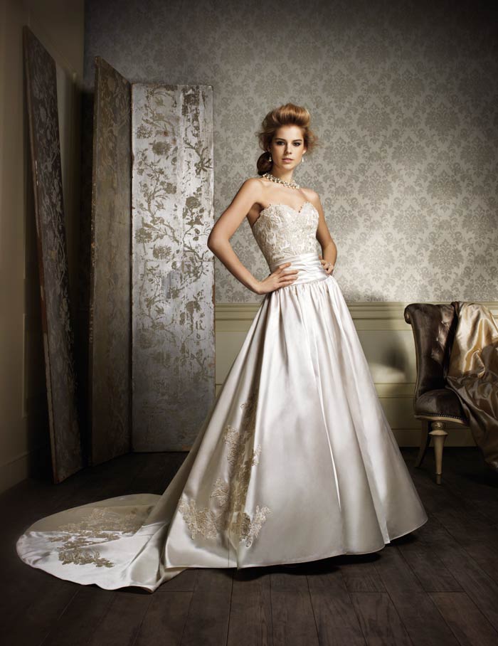  Alfred  Angelo  Unveils 2014 Bridal  Collection